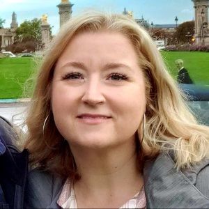 Meet your Posher, Amber